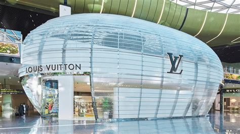 louis vuitton sunglasses price in qatar|louis vuitton doha airport.